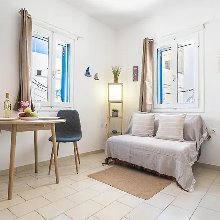 Tzivaeriparos Apartment